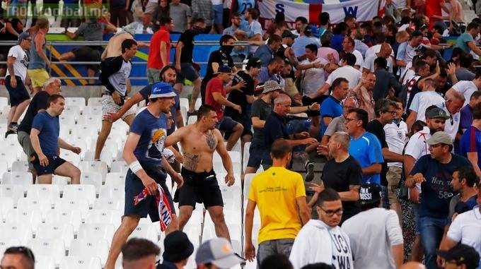 Uefa has threatened to disqualify England and Russia from Euro 2016 if there is any further violence by fans.