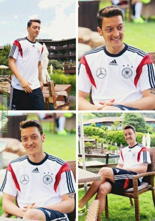 Özil waiting for Arsenal's new striker to sign up and put away all the chances he creates.