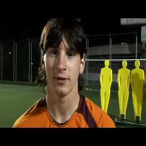 Para buscar refugio Política El uno al otro Remember my name” Lionel Messi Nike Commercial from 2005 | Troll Football