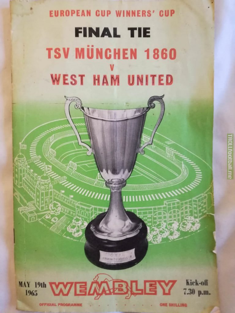 Original program and autographs from the Cup Winners Cup Final, 1965, won by West Ham against TSV Munchen. Including Geoff Hurst, Bobby Moore and Martin Peters.