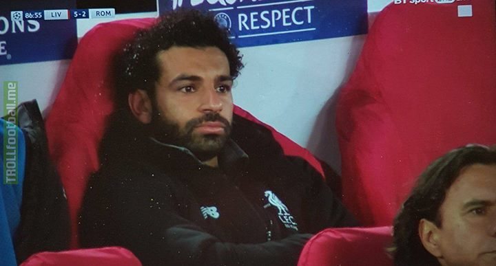 Salah looking at his teammates like: "I sat down for 5 mins and you clowns conceded twice already ffs." 😂😂