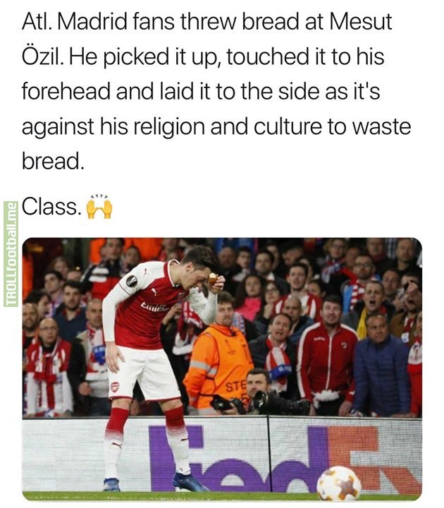 Mesut Ozil 👏👌
