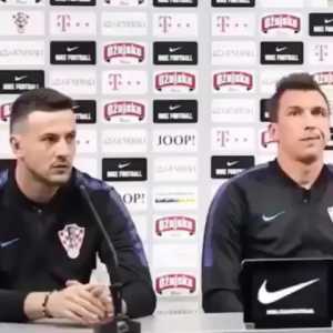 Reporter asks Subašić and Mandžukić a question,and Subašić says "what did he say"