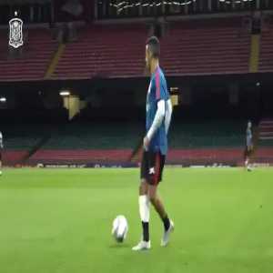 Thiago Alcântara's ball control in training with Spain