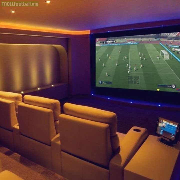 If you had to choose between a night out with your girl/boyfriend and playing FIFA all night in this room, which team would you choose?