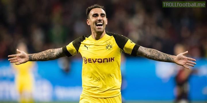 OFFICIAL! Borussia Dortmund announce the signing of Paco Alcacer from FC Barcelona, triggering his 21m buy-out clause.  Contract until 2023.