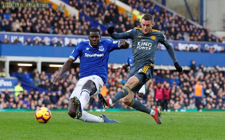 Jamie Vardy scores the 1st Premier League goal of 2019 as Leicester win 1-0 at Everton