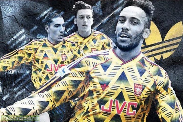 Adidas will bring back Arsenal's classic bruised banana kit next season. At least one thing is going right for the Gunners 😍 🔥