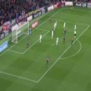 Parejo's stopping Messi three times vs Barcelona