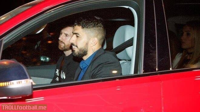 Suarez made his own wife sit at the backseat just because Messi was riding along with him 😂😂