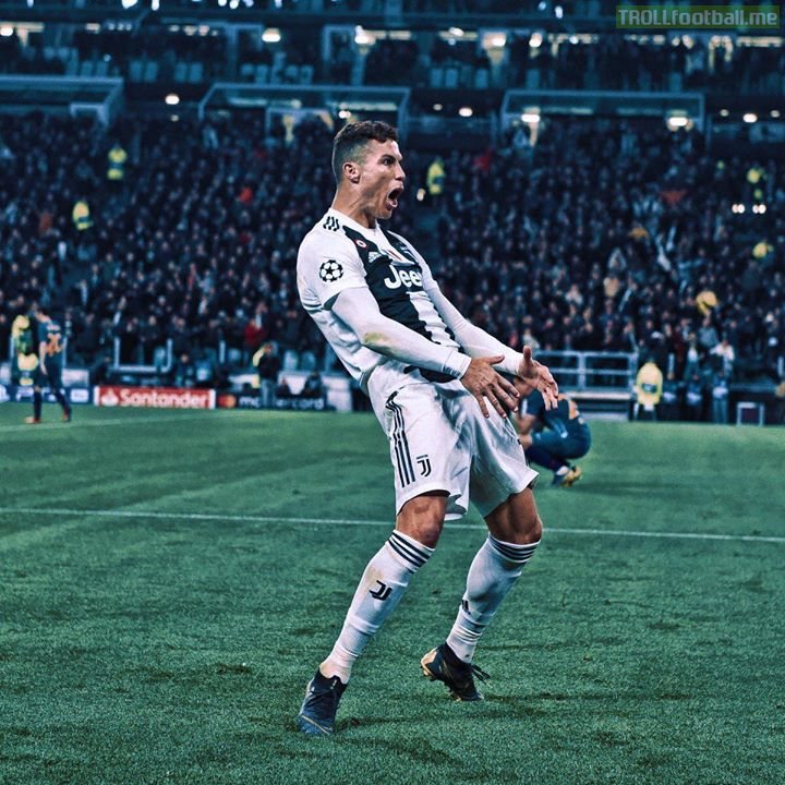 Diego Simeone:   “You can take Cristiano Ronaldo to a war and he’ll win it for you all alone, For Lionel Messi you need to bring all of his Barcelona teammates so he could actually do something.”  (Futbolmundial)