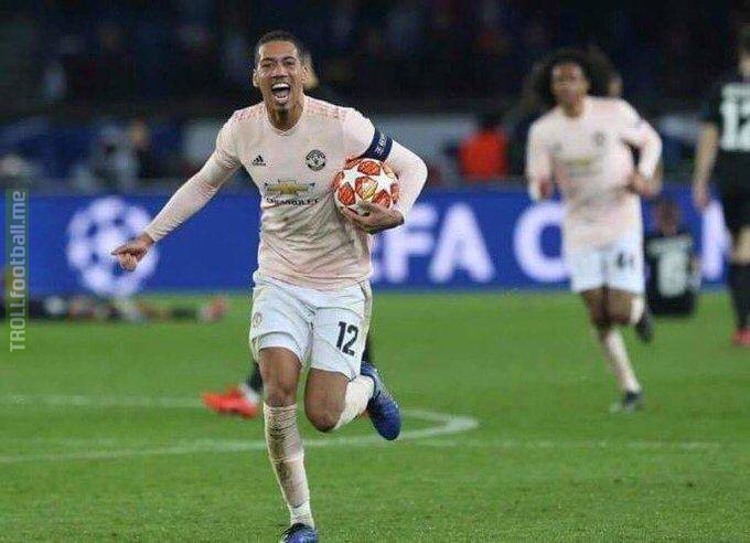 Chris Smalling: "There is a weakness in Messi that only I know about. I don't think the world is aware of that, so I'm not going to talk about it now."   Really need some of what he's smoking 🤔🤔