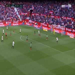 Sevilla 1-0 Alaves - Roque Mesa 41'