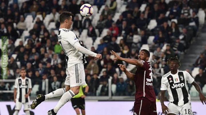 Last night Cristiano Ronaldo scored the 100th header goal of his club career.  - That’s a total of 126 header goals in his club career. - InCR7dible JAw7