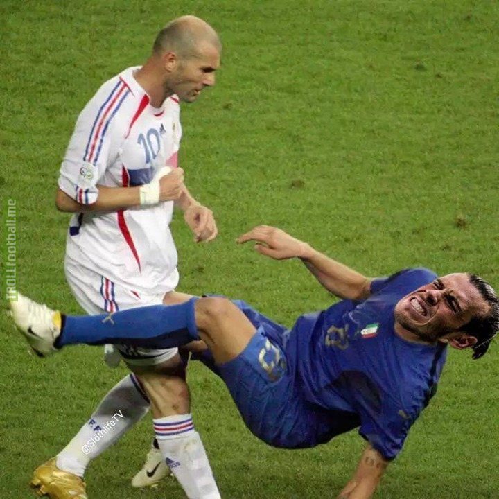 Scenes when Zidane sees Gareth Bale in training.