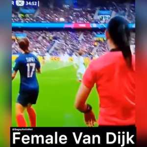 Women’s football’s answer to Virgil Van Dijk