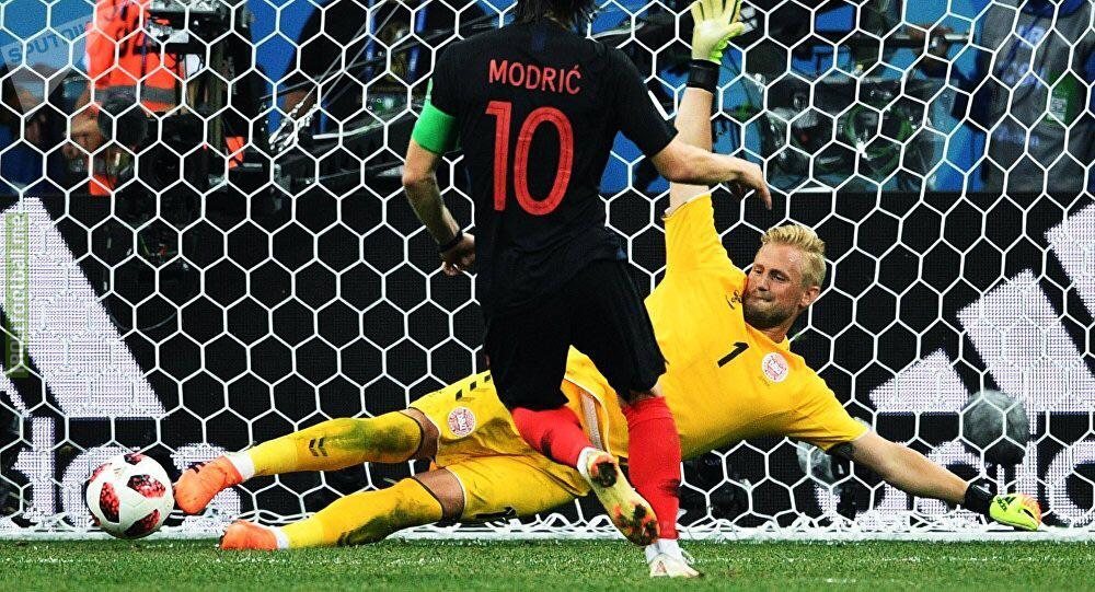 1 year ago this game between Denmark and Croatia was played. Schmeichel and Subašić where the goalkeepers of the tournament IMO.