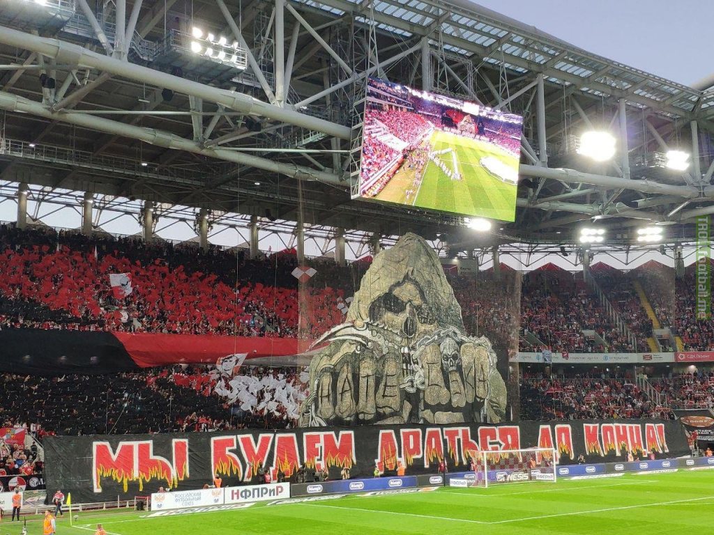'Hate CSKA' - Spartak fans with some tifo ahead of the Main Moscow derby today.