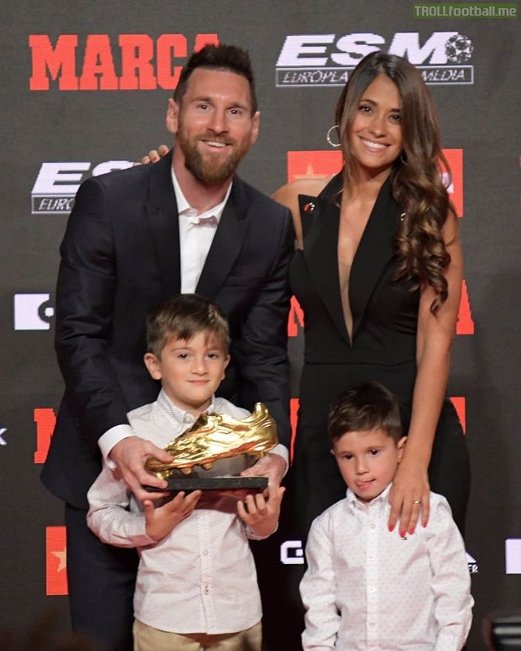 #TheBest FIFA Men's Player 2019 Messi has been presented with the European Golden Shoe after ending the 2018-19 season as the leading marksman on the continent.
