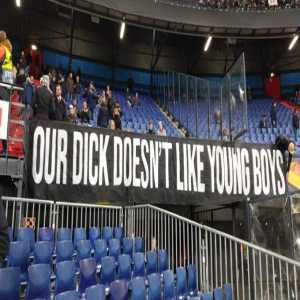 Feyenoord banner for new manager Dick Advocaat before match against Young Boys