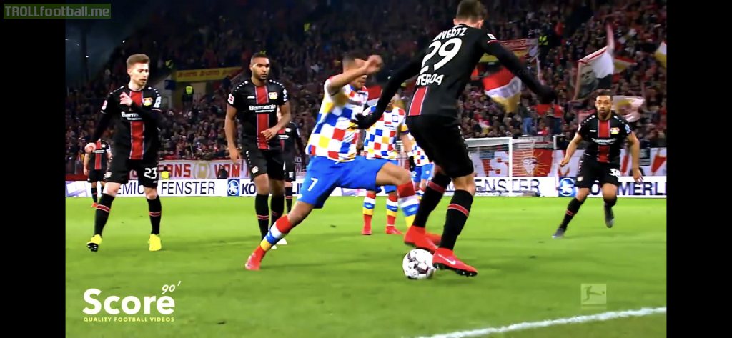 Which team is this playing against Bayer Leverkusen? I love the kit. Could be either 18/19 or 19/20 season.