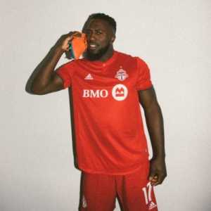 Jozy Altidore: "where is this energy from UEFA and FIFA when It comes to dealing with racism?"