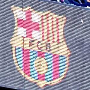 Galactic level trollery, Someone has placed a Real Madrid logo on the Camp Nou LED display panels