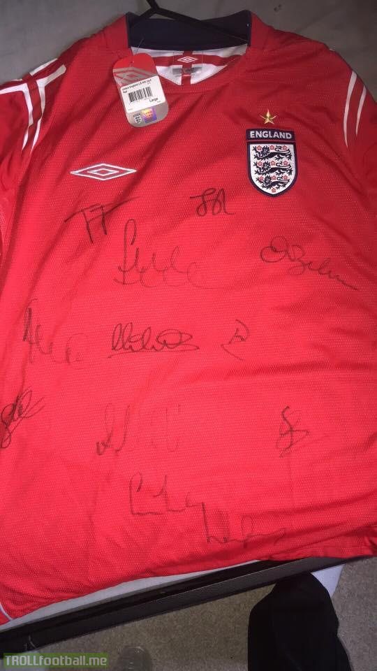 I know it’s a terrible picture but can anyone identify these signatures. Can get clearer pictures if needed. Delete if not allowed.
