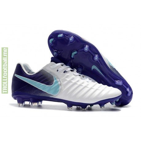 Is this website legit? Are these cleats even in this colorway? Nike Tiempo Legend VII