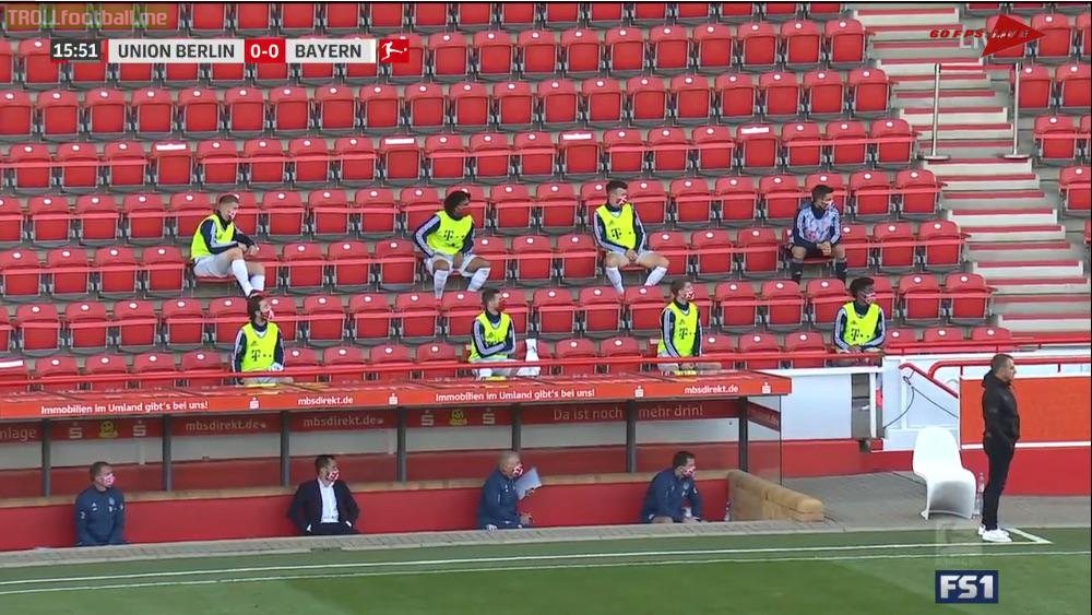 Bayern bench practicing social distancing