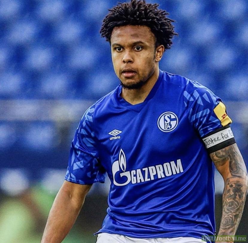 Weston McKennie wearing an armband asking for justice for George Floyd