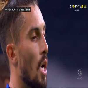 Maritimo keeper Amir Abedzadeh playing mind games with Alex Telles before saving his crucial penalty: "Telles, Telles! You're a big player, chip me! Chip me bro!"