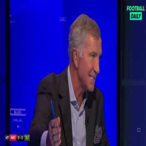 "We talk about VAR like it is some magical machine, it is an instrument for refs to get it right, and once again the referees don't understand the game of football, that is a sending off." | Graeme Souness thinks David Luiz should have been sent off for Arsenal for his shirt pull