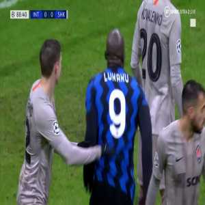 Internazionale 0-0 Shakhtar Donetsk - Lukaku blocks Sanchez's header