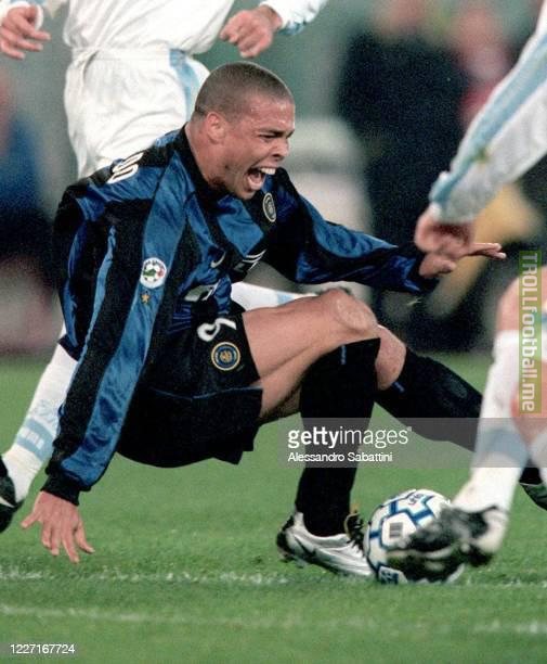 Ronaldo’s gruesome 2000 knee injury. His football therapist called it the worst football injury he has seen. He came back to win and score 8 goals at 2002 world cup
