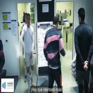 [GioCR7] New lockeroom footage showing Ronaldo's displeasure at his and the team's performance following Juventus' Champions League exit against Porto in 2021.