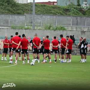 [Walid Ziani] Algeria coach Djamel Belmadi made the players go through a 3-hour training session behind closed doors today after yesterday's 1-0 loss to Equatorial Guinea at AFCON 2021