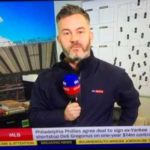 [Keith Downie - Sky Sports] Diego Carlos hands in transfer request. Wants move to Newcastle United