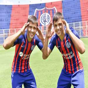 [César Luis Merlo] Charlotte FC are negotiating with the Paraguayan Romero brothers Ángel and Óscar. The players would like the idea of playing together at the same club again. Boca Juniors are also interested in signing one of the players, however they have not made any formal offers.