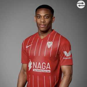 [Fabrizio Romano] Anthony Martial from Manchester United to Sevilla, done deal and here we go! Agreement reached tonight between the two clubs. Player has accepted, Sevilla was his priority. Sevilla will cover his salary until June. Martial will fly to Spain in the next hours.