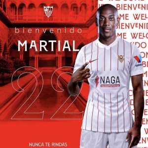 [Fabrizio Romano] Official and confirmed. Anthony Martial joins Sevilla from Man United on straight loan. €6/7m total package to Man Utd. No buy option. 🔴 #Sevilla Martial received approaches from EPL clubs but he strongly wanted to join Sevilla after his conversations with Monchi. https://t.co/Jq
