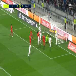 Lyon 1-0 Nice - Moussa Dembele penalty 8'