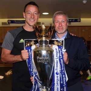 [John Terry, posting a picture of himself with Roman Abramovich]: "The Best"