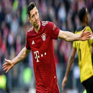 [Gerard Romero] Barcelona have informed Lewandowski's agent Pini Zahavi that they are willing to pay around 30-35m euros for signing his client. They offer his client a 2+1 contract.