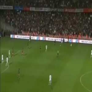 OTD 10 years ago, Aït-Fana scored a last-minute winning goal for Montpellier vs Lille (Giroud assist) - almost title-clinching goal - Montpellier was crowned champion the next week (fan view compilation)