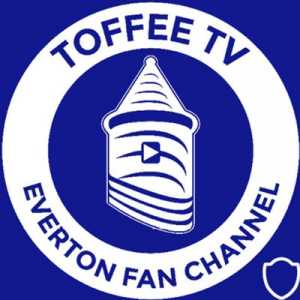 [TOFFEE TV] Everton arranged a "meeting" tonight with the fans who helped create the atmospheres we have seen and when they got there Frank Lampard was waiting for them to thank them!