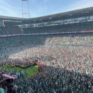 [Felix Tamsut] The scenes as Werder Bremen beat Regensburg 2-0 to return to the Bundesliga after one season in Germany’s second division.