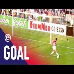 On this day 25 years ago, Luc Nilis scored this brilliant backheel goal as part of a hat-trick in PSV's 6–1 win over FC Utrecht.