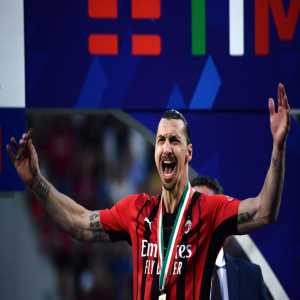 [Fabrizio Romano] Zlatan Ibrahimović will meet with AC Milan board in the coming days. His recovery will take 7-8 months after knee surgery, so Zlatan would be open to accept a lower salary - to be discussed soon.