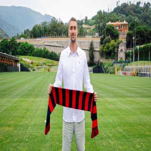 [Official] Genoa CFC sign Stefan Ilsanker from Eintracht Frankfurt